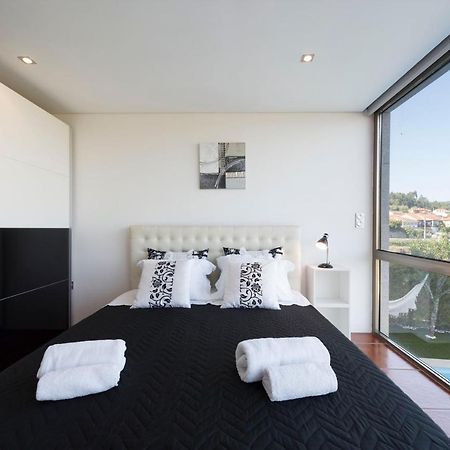 LovelyStay - Casa Guimas Penafiel Esterno foto