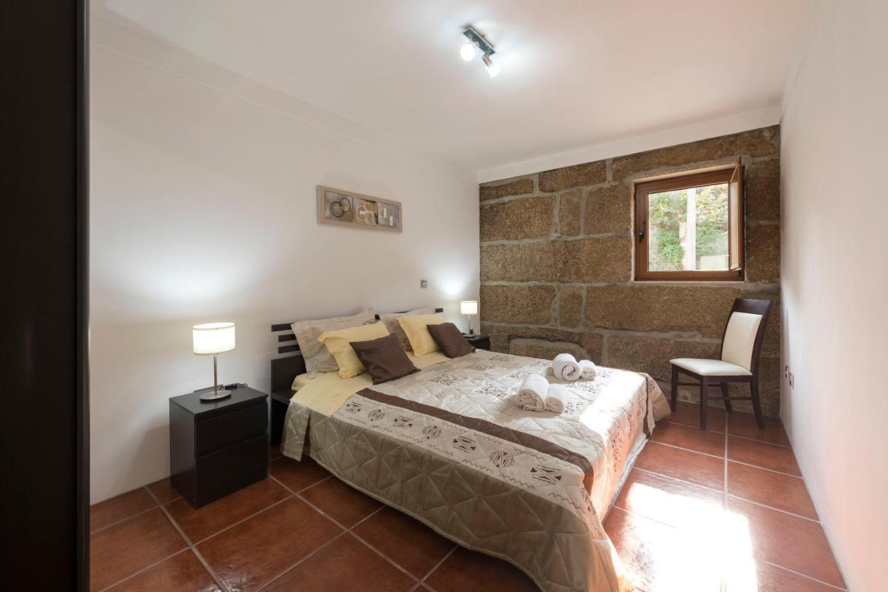 LovelyStay - Casa Guimas Penafiel Esterno foto