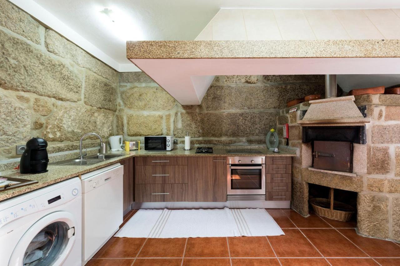 LovelyStay - Casa Guimas Penafiel Esterno foto