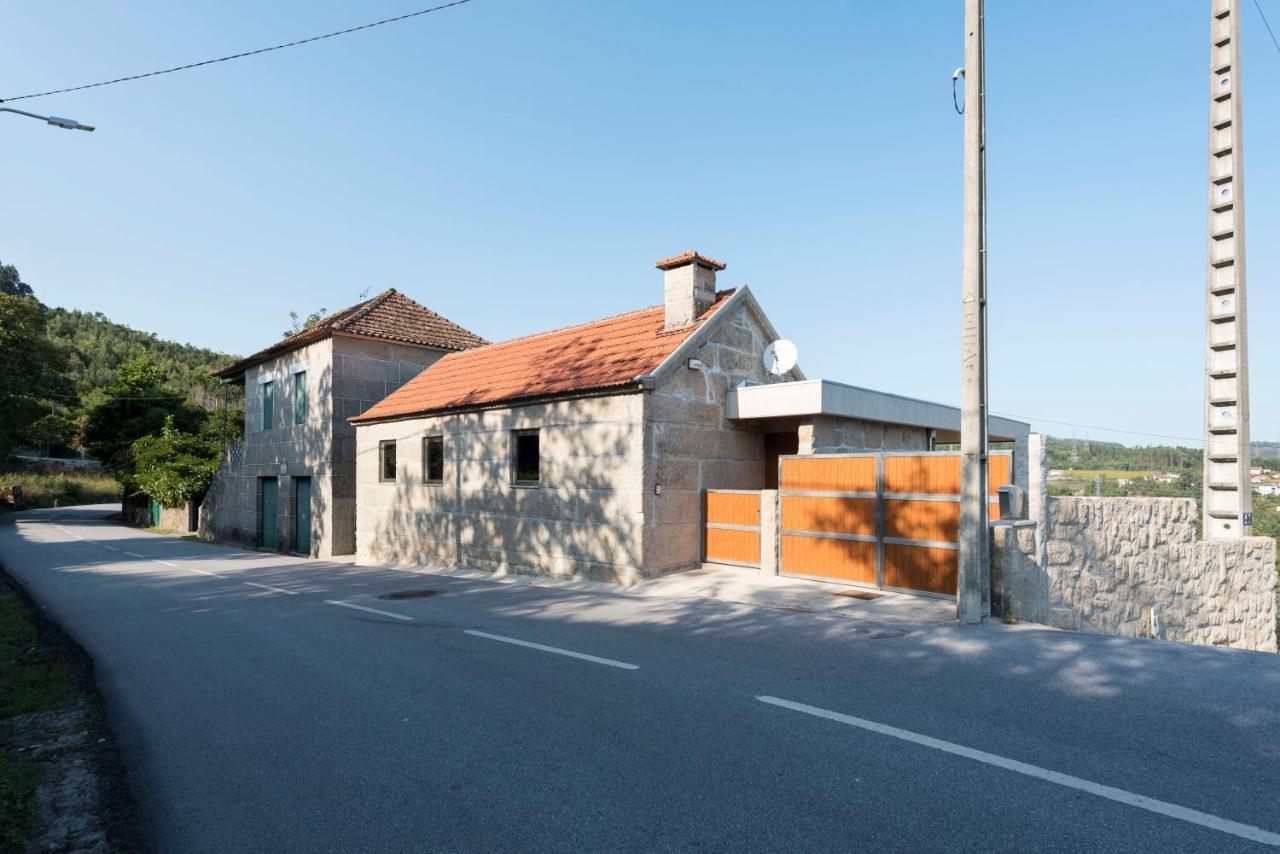LovelyStay - Casa Guimas Penafiel Esterno foto
