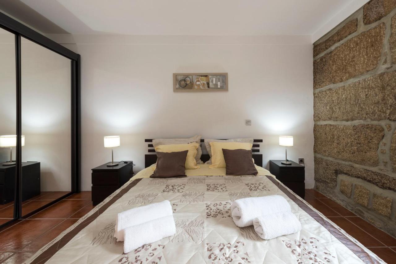 LovelyStay - Casa Guimas Penafiel Esterno foto