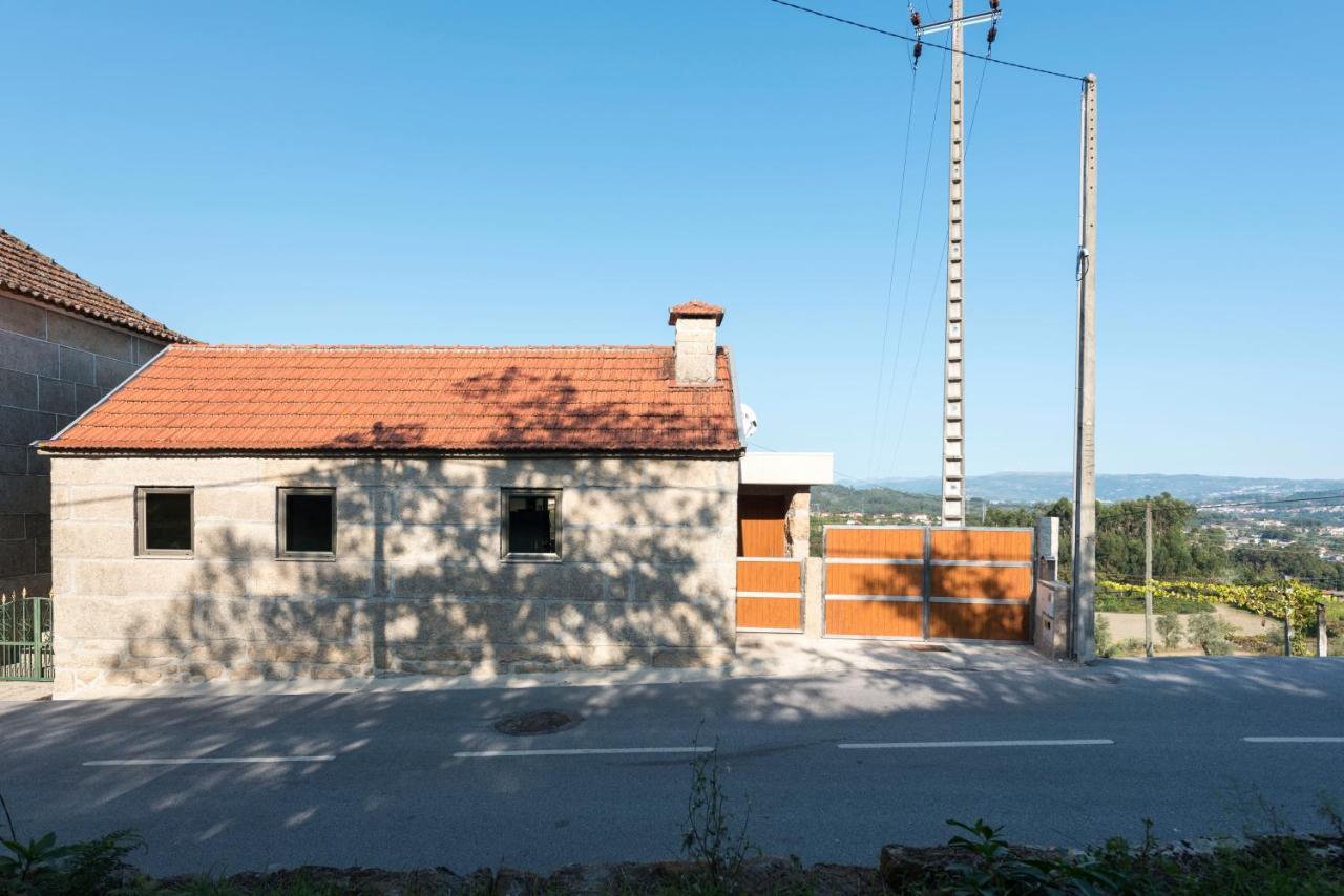 LovelyStay - Casa Guimas Penafiel Esterno foto